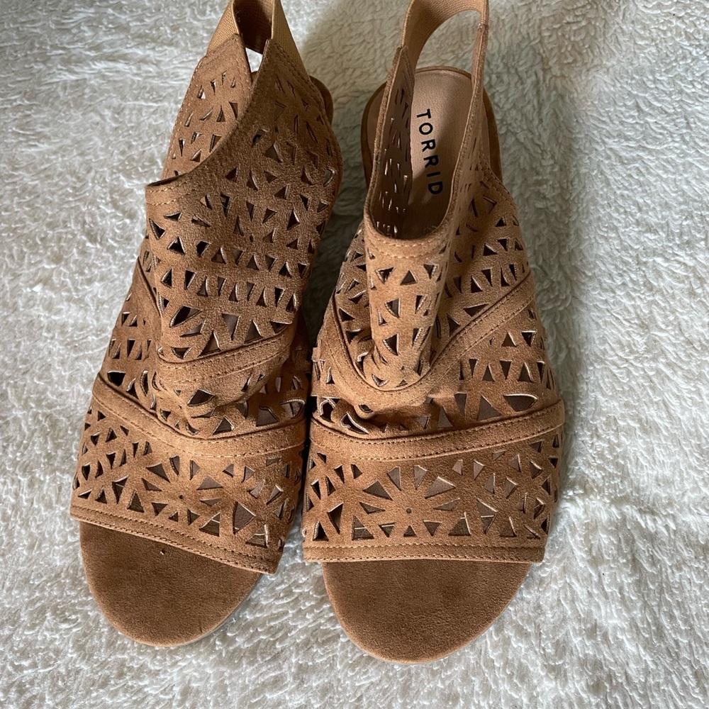 Torrid ankle bootie size 8.5W - Picture 2 of 7